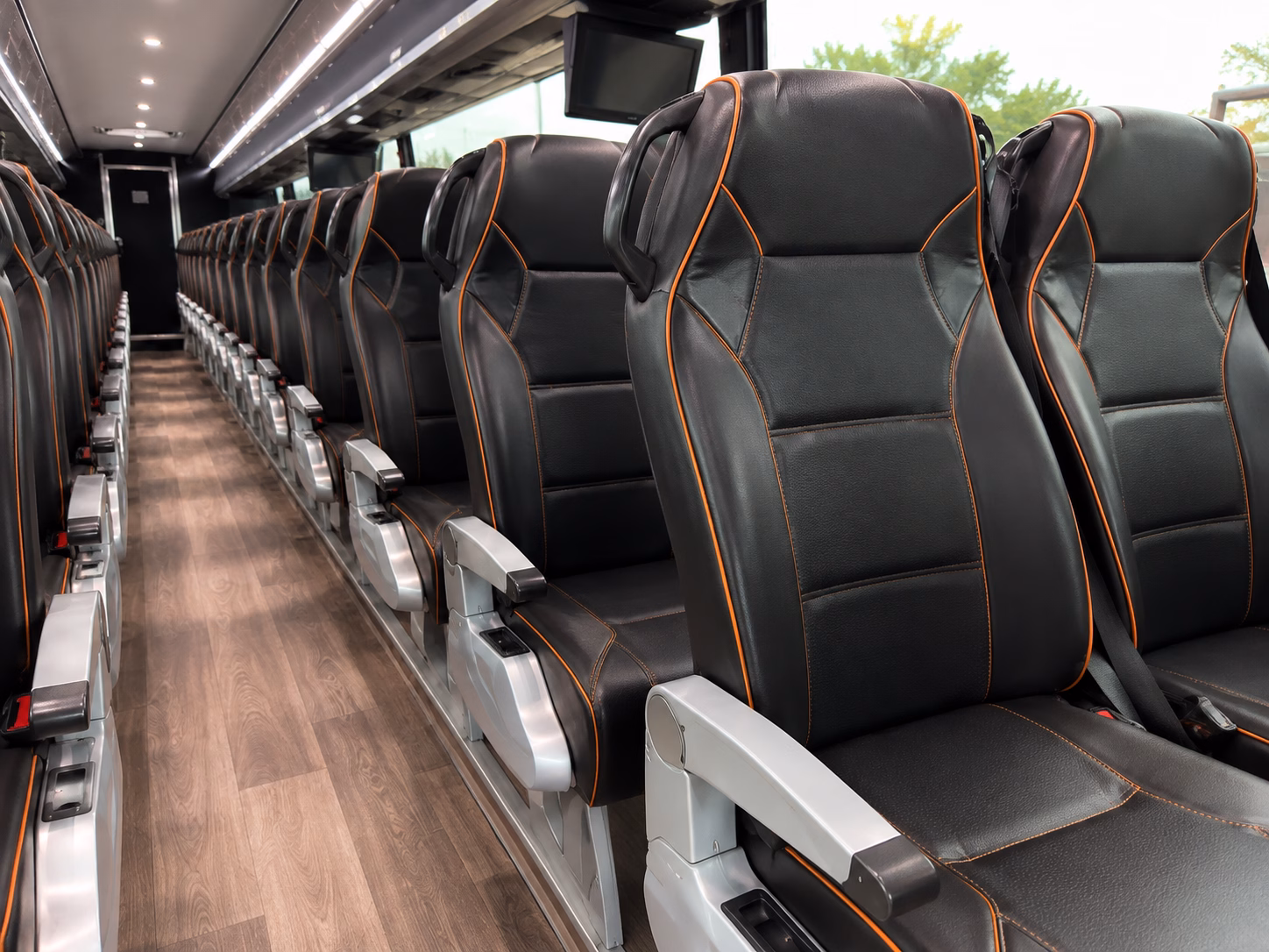 climate controlled buses for redding s summer wedding season