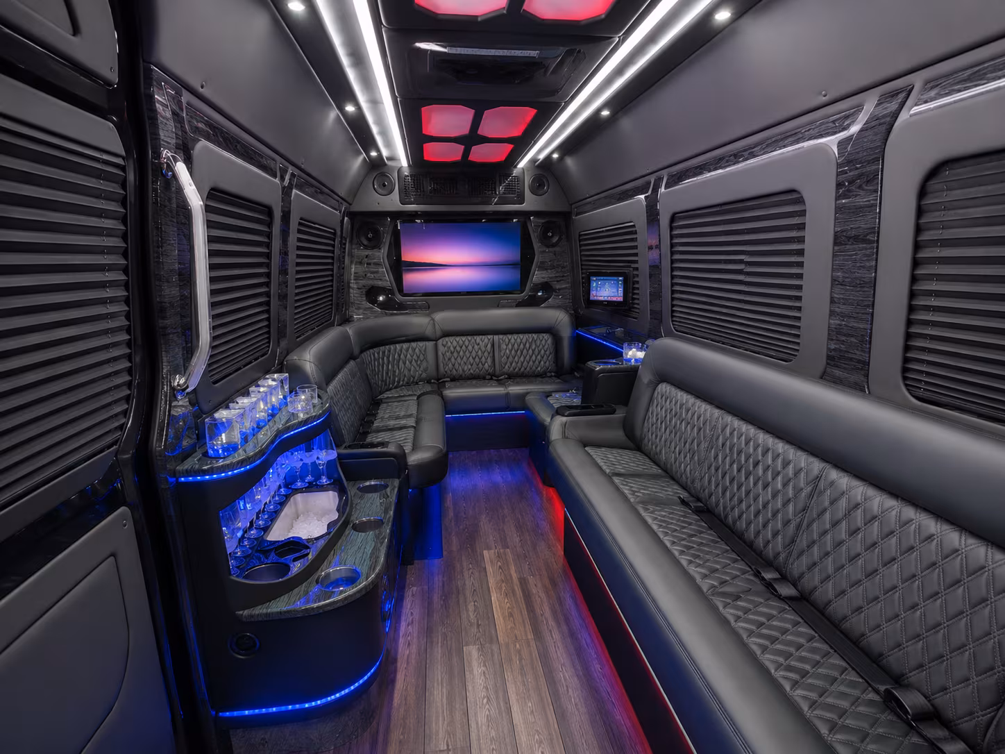 redding 40 passenger party bus